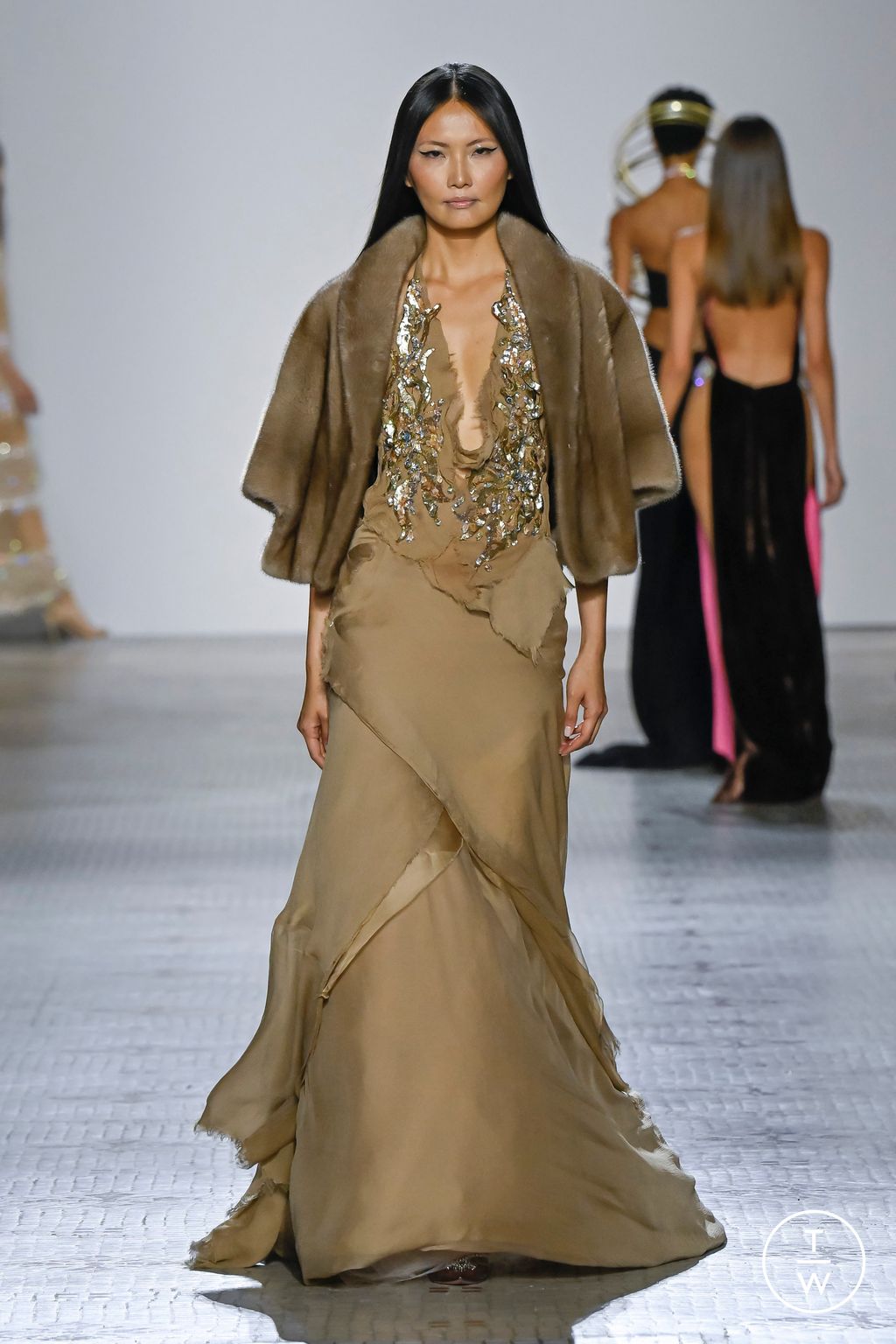 Fashion Week Paris Fall/Winter 2023 look 38 from the Celia Kritharioti collection couture