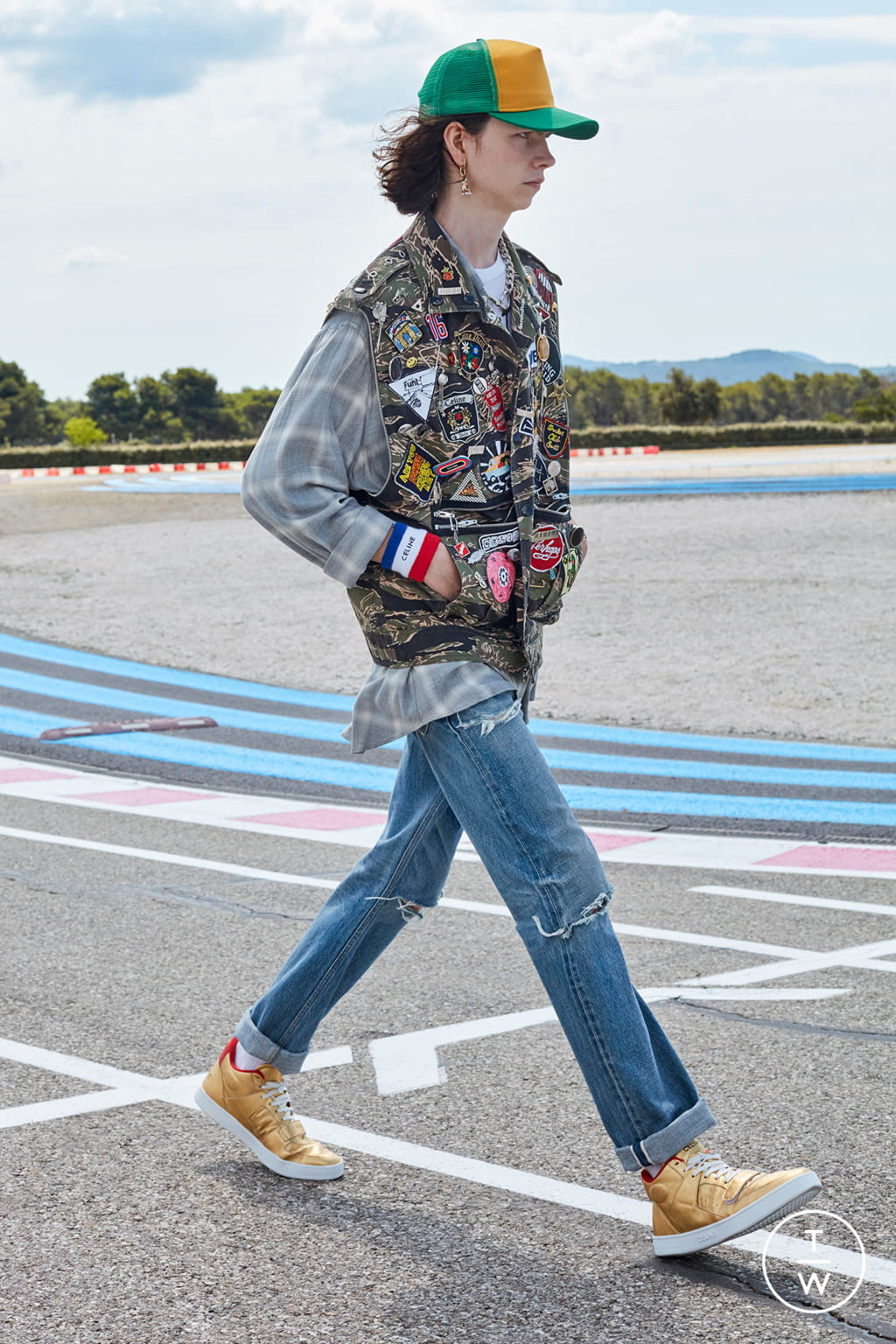 Fashion Week Paris Spring/Summer 2021 look 7 from the Celine collection menswear