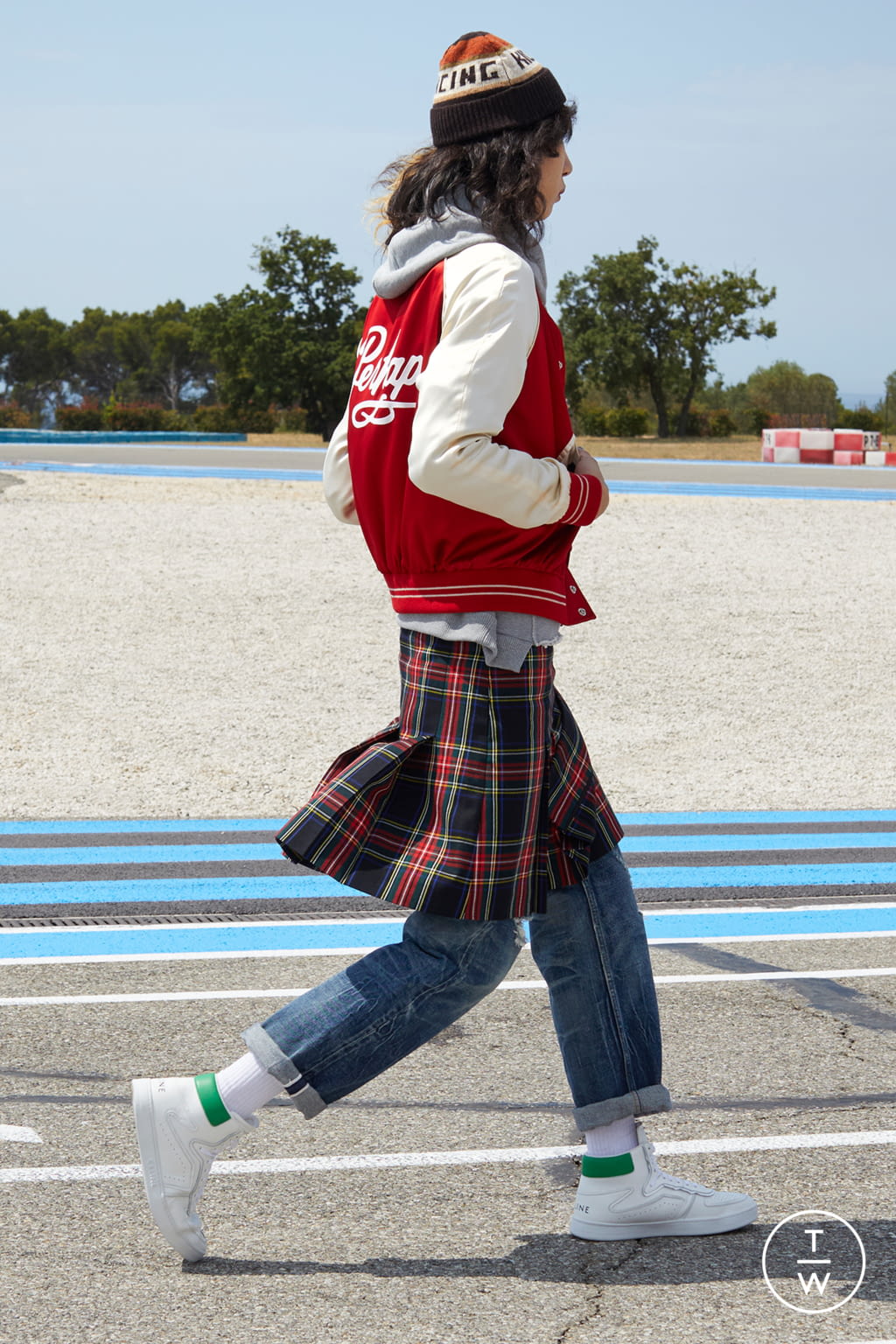 Fashion Week Paris Spring/Summer 2021 look 21 from the Celine collection menswear
