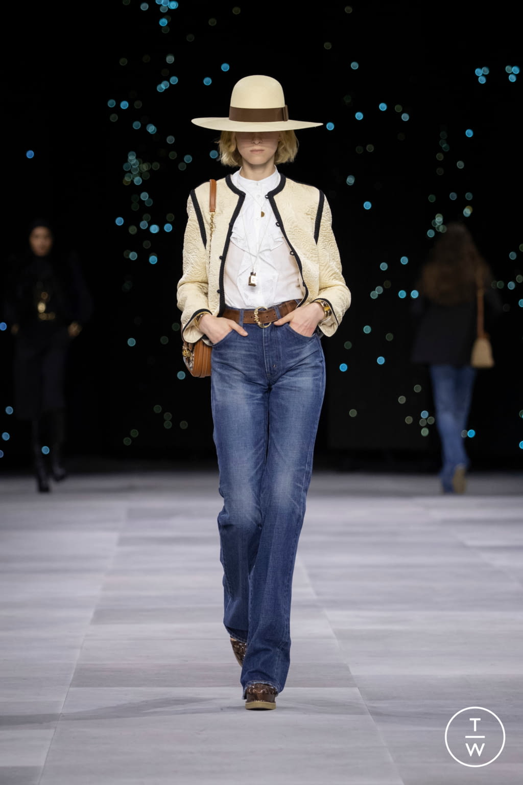 Fashion Week Paris Spring/Summer 2020 look 24 from the Celine collection womenswear