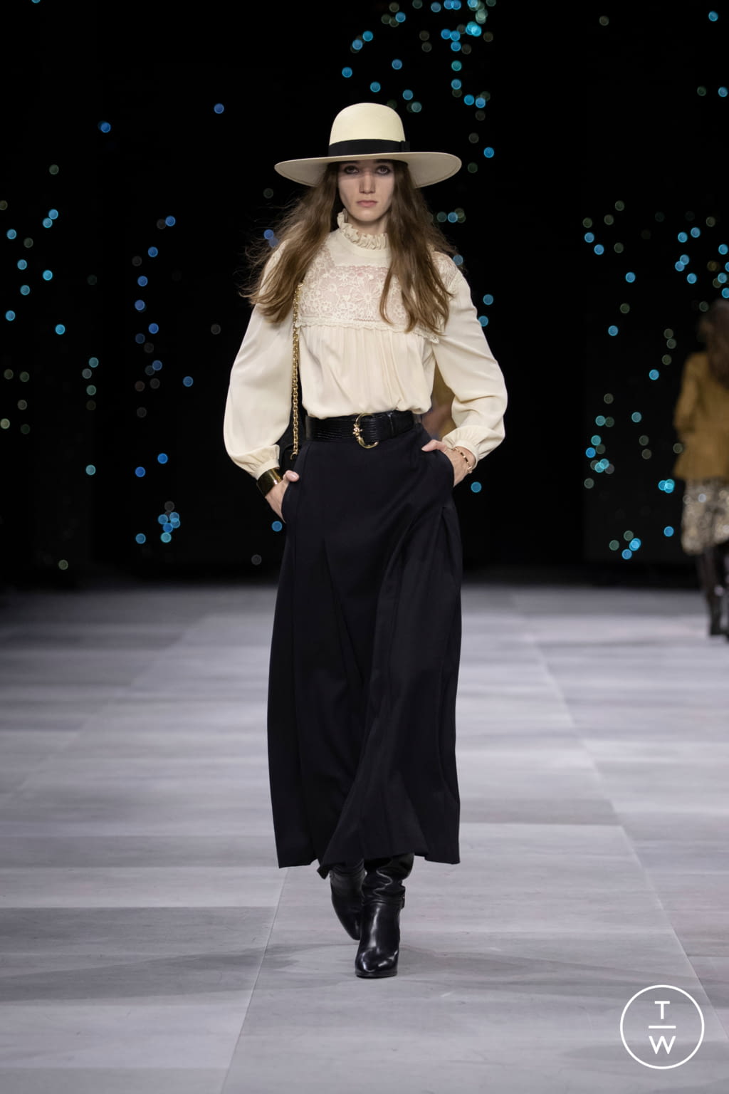 Fashion Week Paris Spring/Summer 2020 look 42 from the Celine collection womenswear