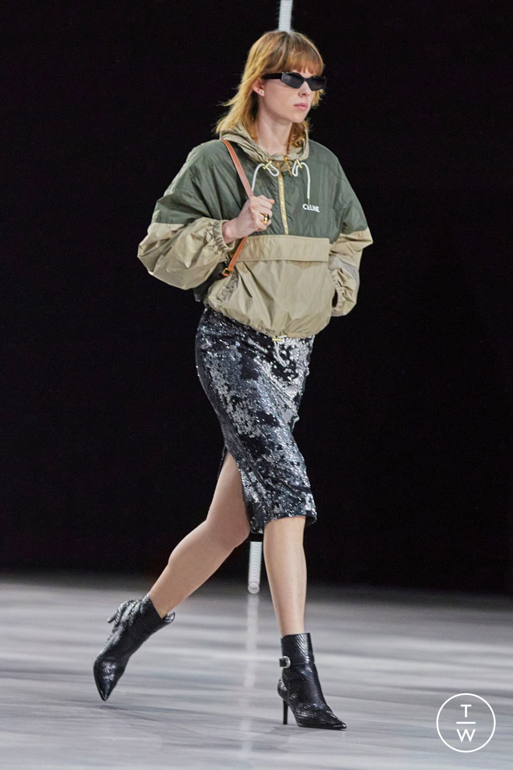 Fashion Week Paris Fall/Winter 2022 look 12 de la collection Celine womenswear