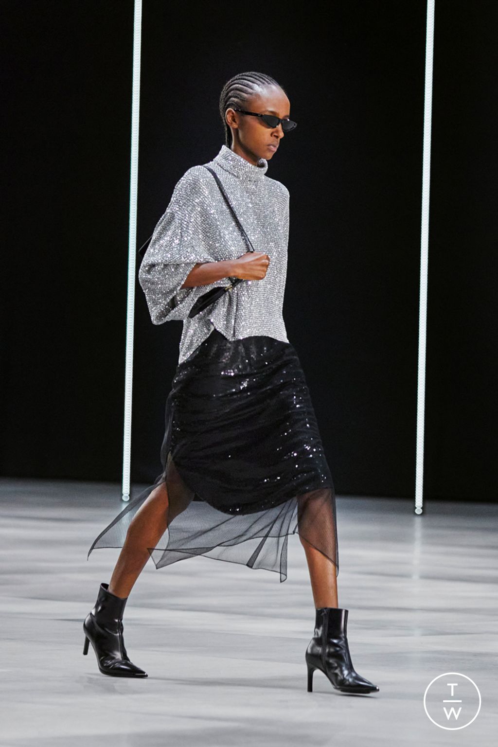 Fashion Week Paris Fall/Winter 2022 look 37 de la collection Celine womenswear