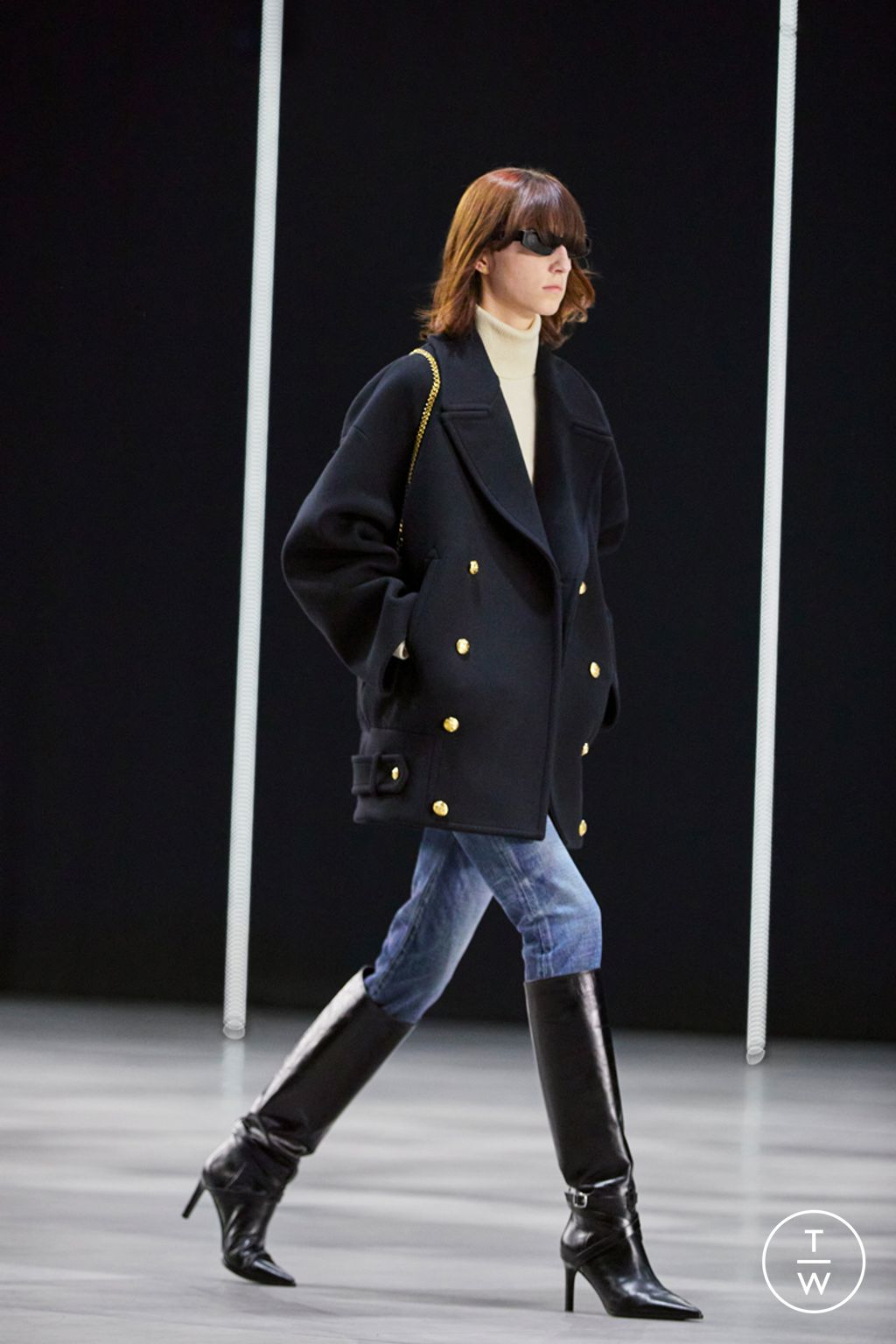 Fashion Week Paris Fall/Winter 2022 look 39 de la collection Celine womenswear