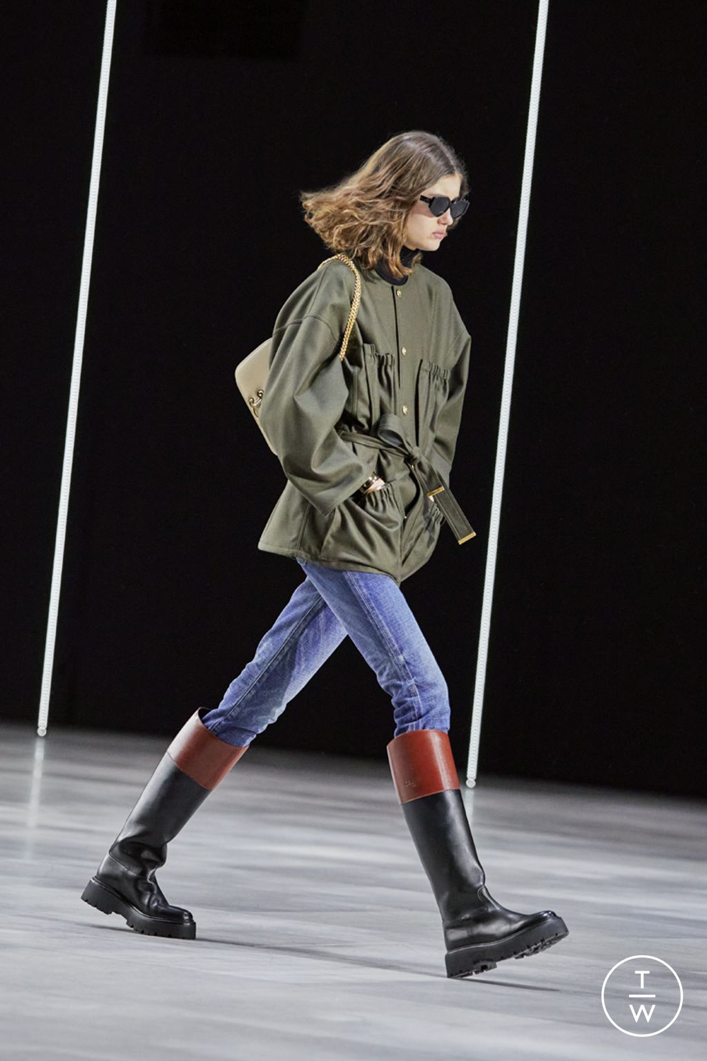 Fashion Week Paris Fall/Winter 2022 look 8 de la collection Celine womenswear