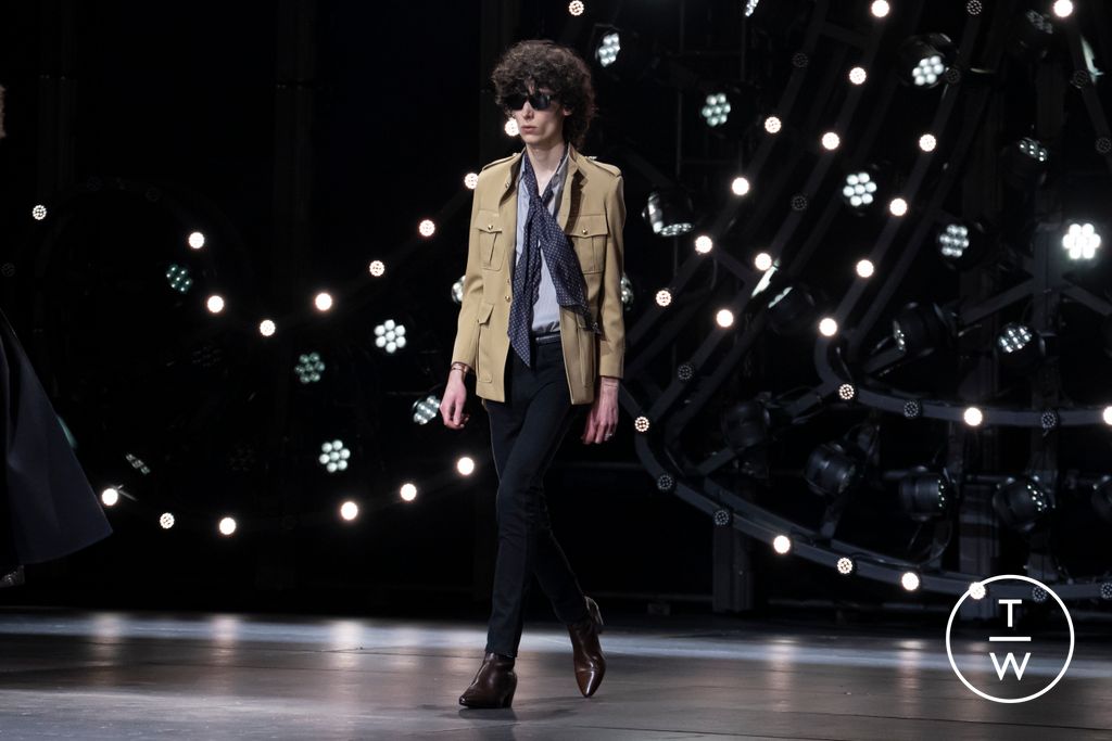 Fashion Week Paris Fall/Winter 2023 look 18 from the Celine collection womenswear