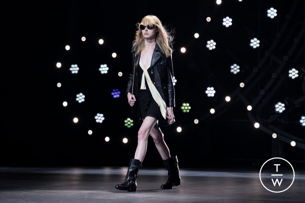 Fashion Week Paris Fall/Winter 2023 look 37 de la collection Celine womenswear