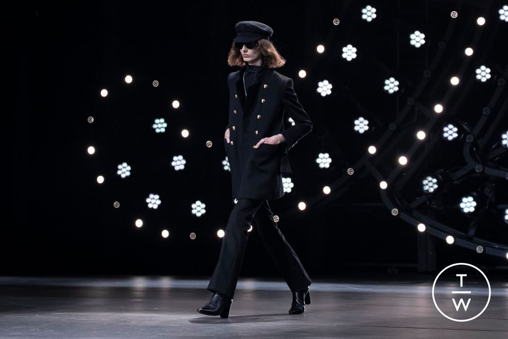 Fashion Week Paris Fall/Winter 2023 look 38 de la collection Celine womenswear