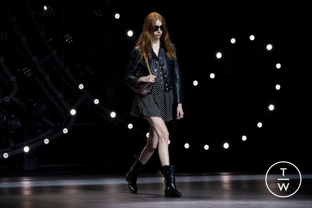 Fashion Week Paris Fall/Winter 2023 look 44 de la collection Celine womenswear