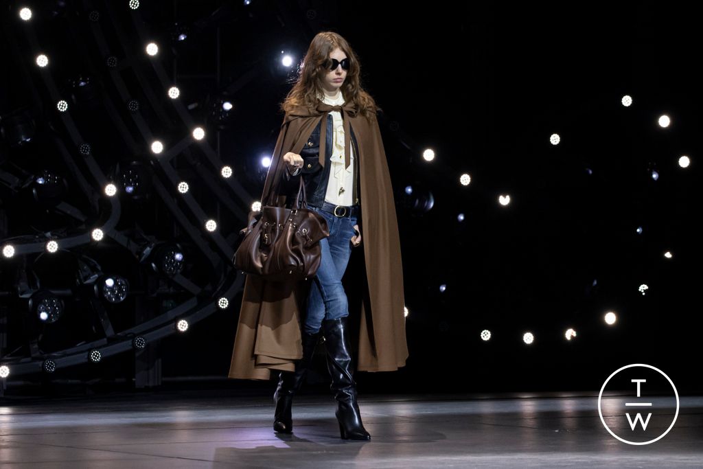 Fashion Week Paris Fall/Winter 2023 look 53 de la collection Celine womenswear