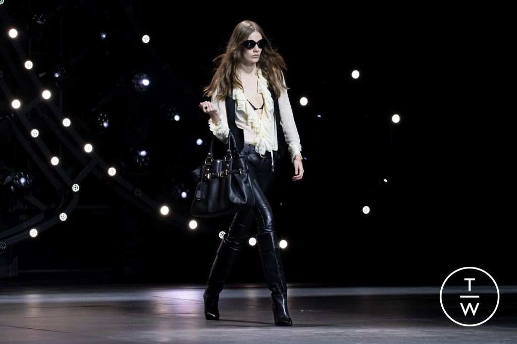 Fashion Week Paris Fall/Winter 2023 look 59 de la collection Celine womenswear