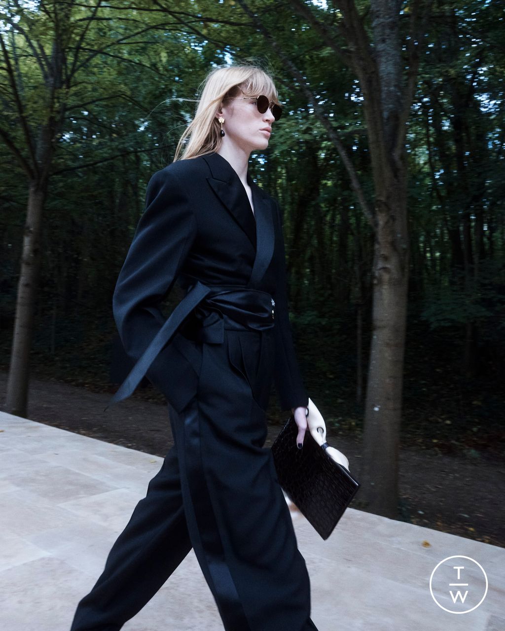 Fashion Week Paris Spring/Summer 2026 look 20 from the Celine collection womenswear accessories
