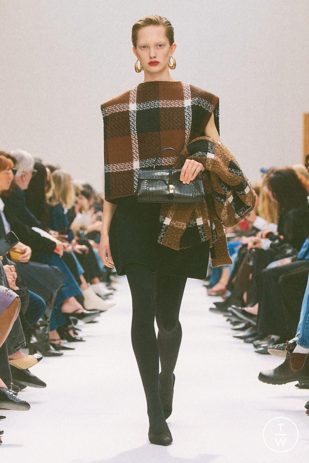 Fashion Week Paris Fall/Winter 2026 look 6 from the Celine collection womenswear