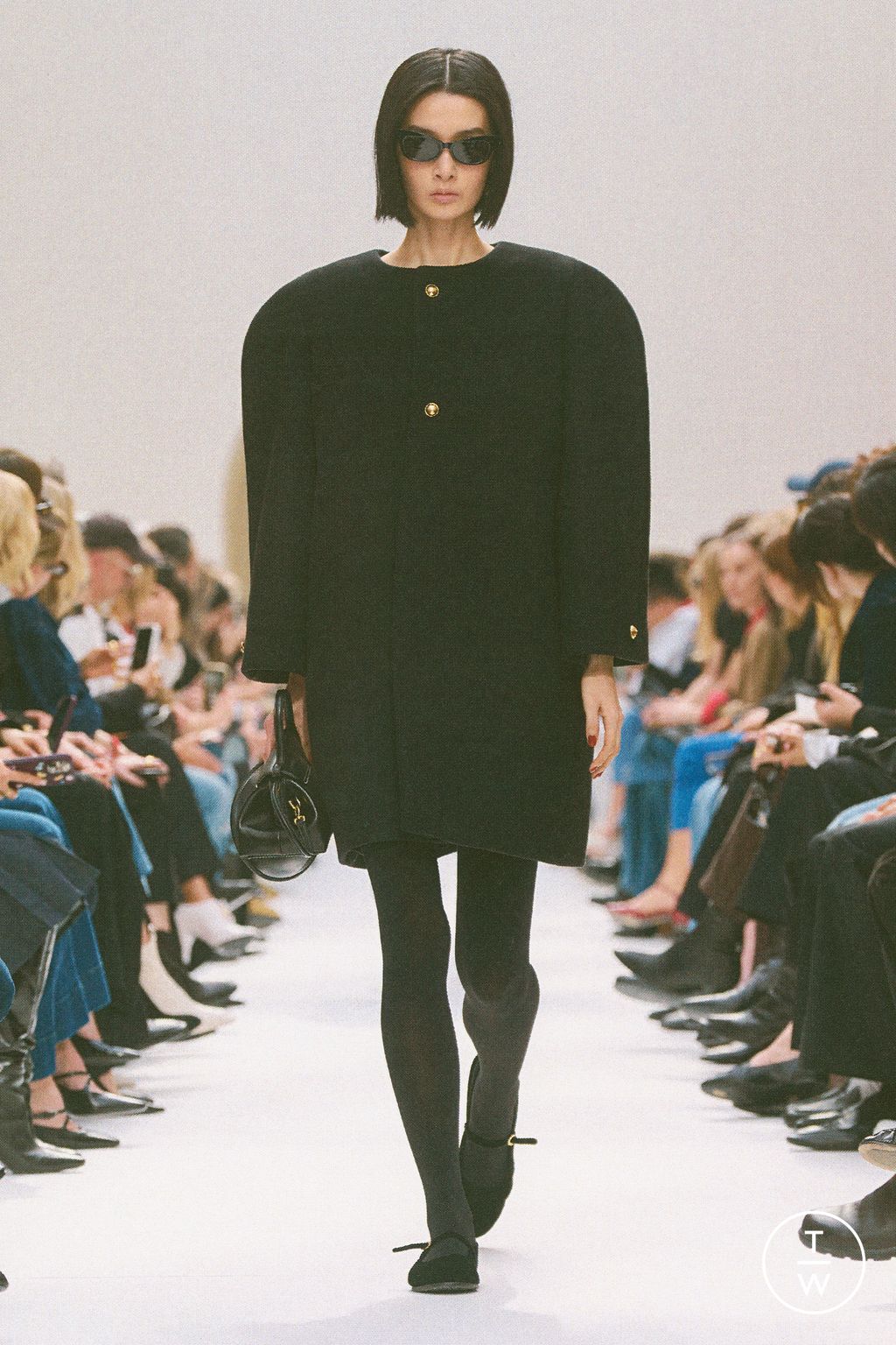 Fashion Week Paris Fall/Winter 2026 look 14 from the Celine collection womenswear