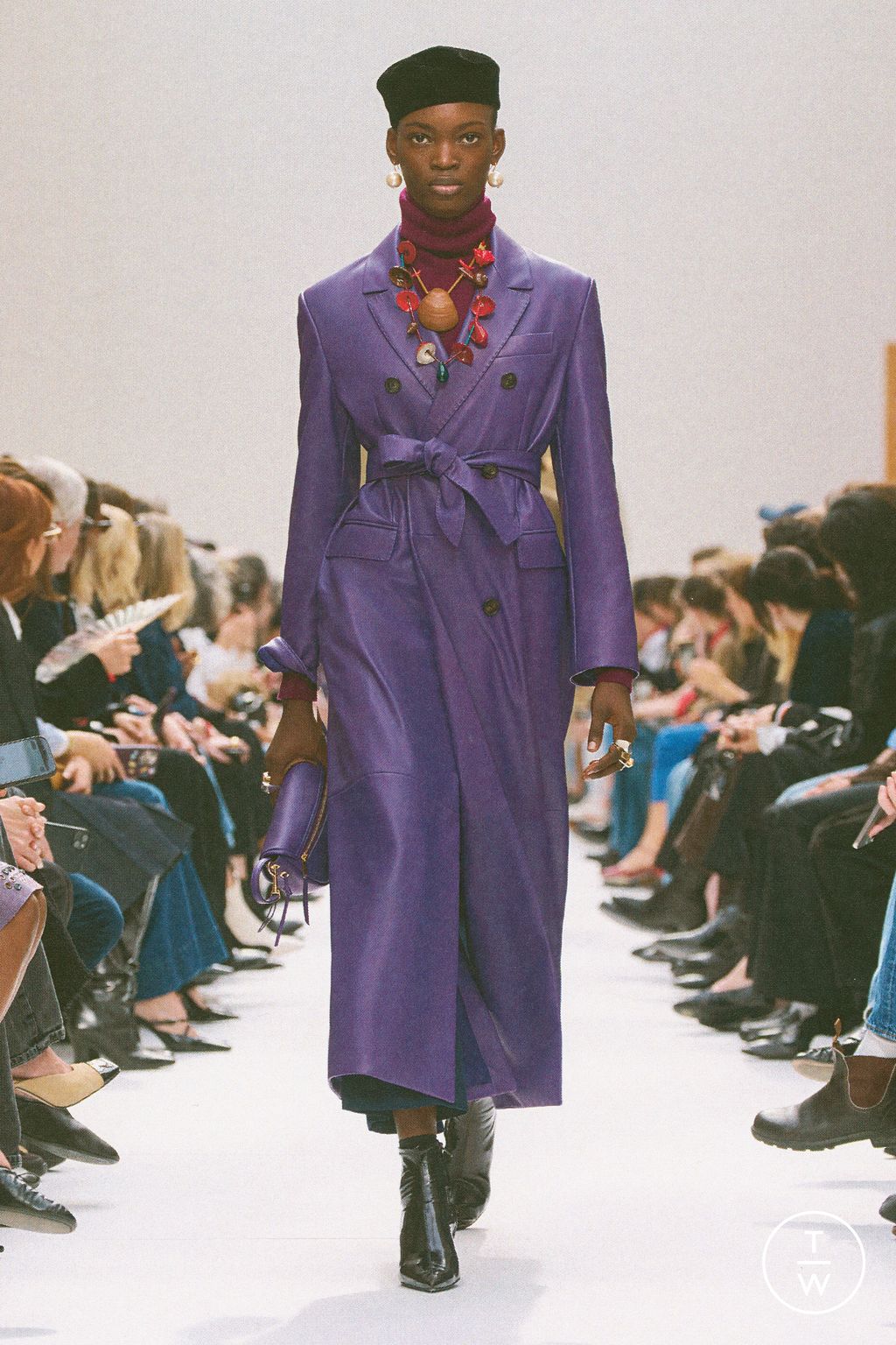 Fashion Week Paris Fall/Winter 2026 look 16 from the Celine collection womenswear