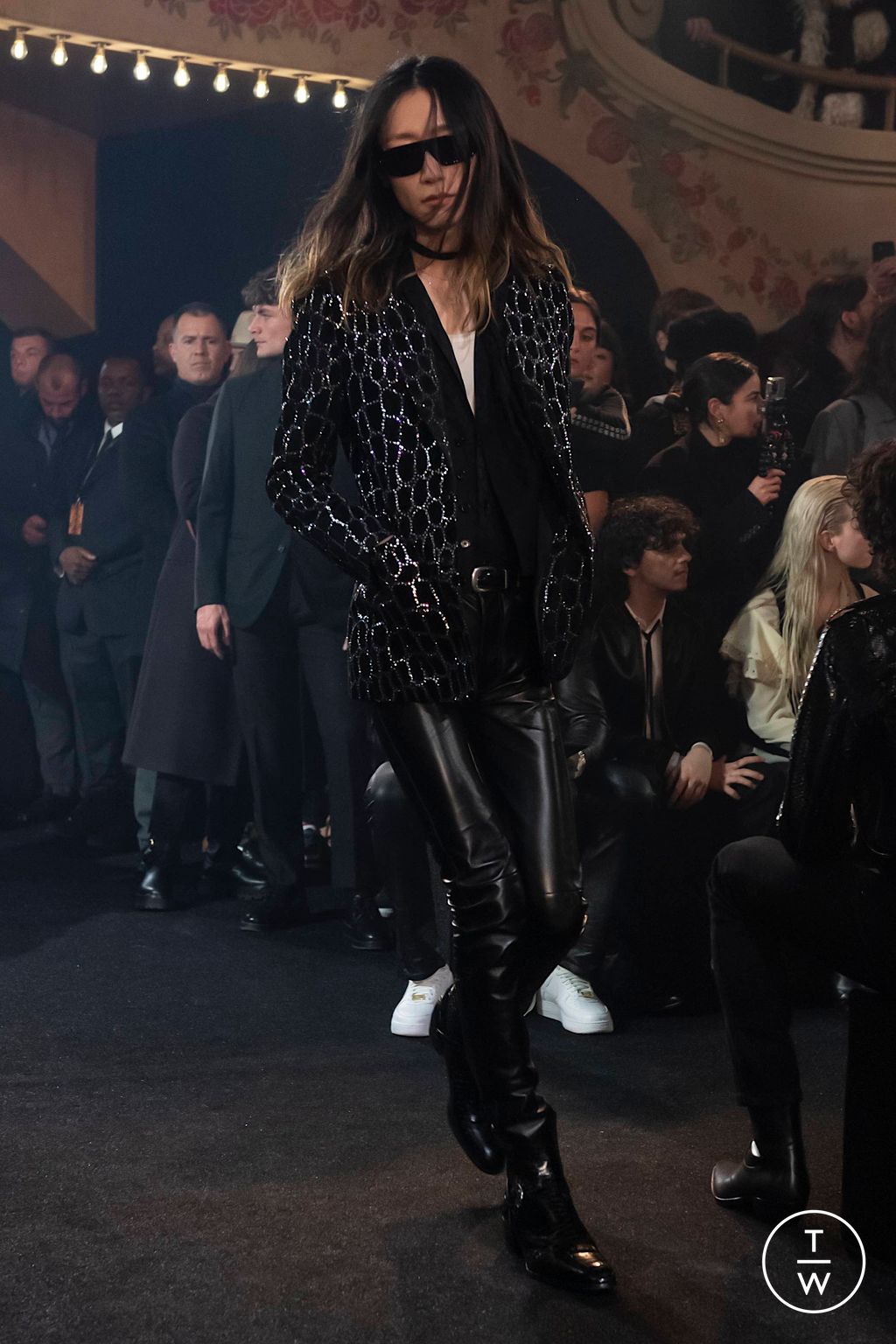 Fashion Week Paris Fall/Winter 2023 look 39 de la collection Celine menswear