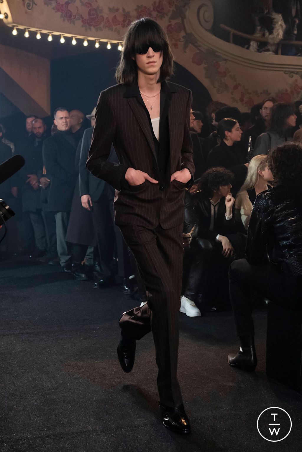 Fashion Week Paris Fall/Winter 2023 look 44 from the Celine collection menswear
