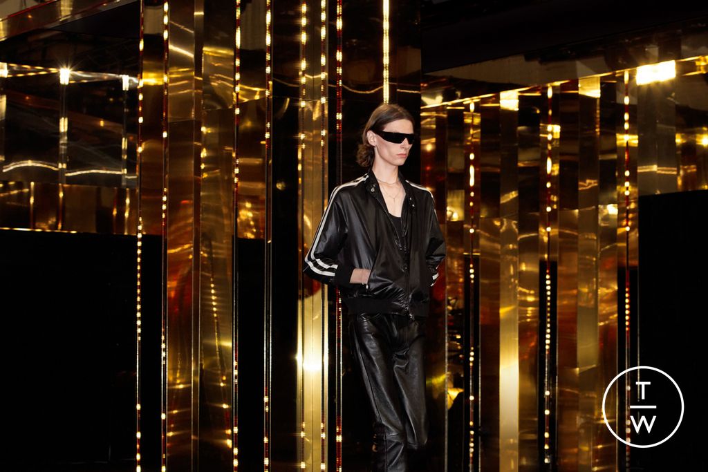 Fashion Week Paris Spring/Summer 2024 look 15 de la collection Celine menswear