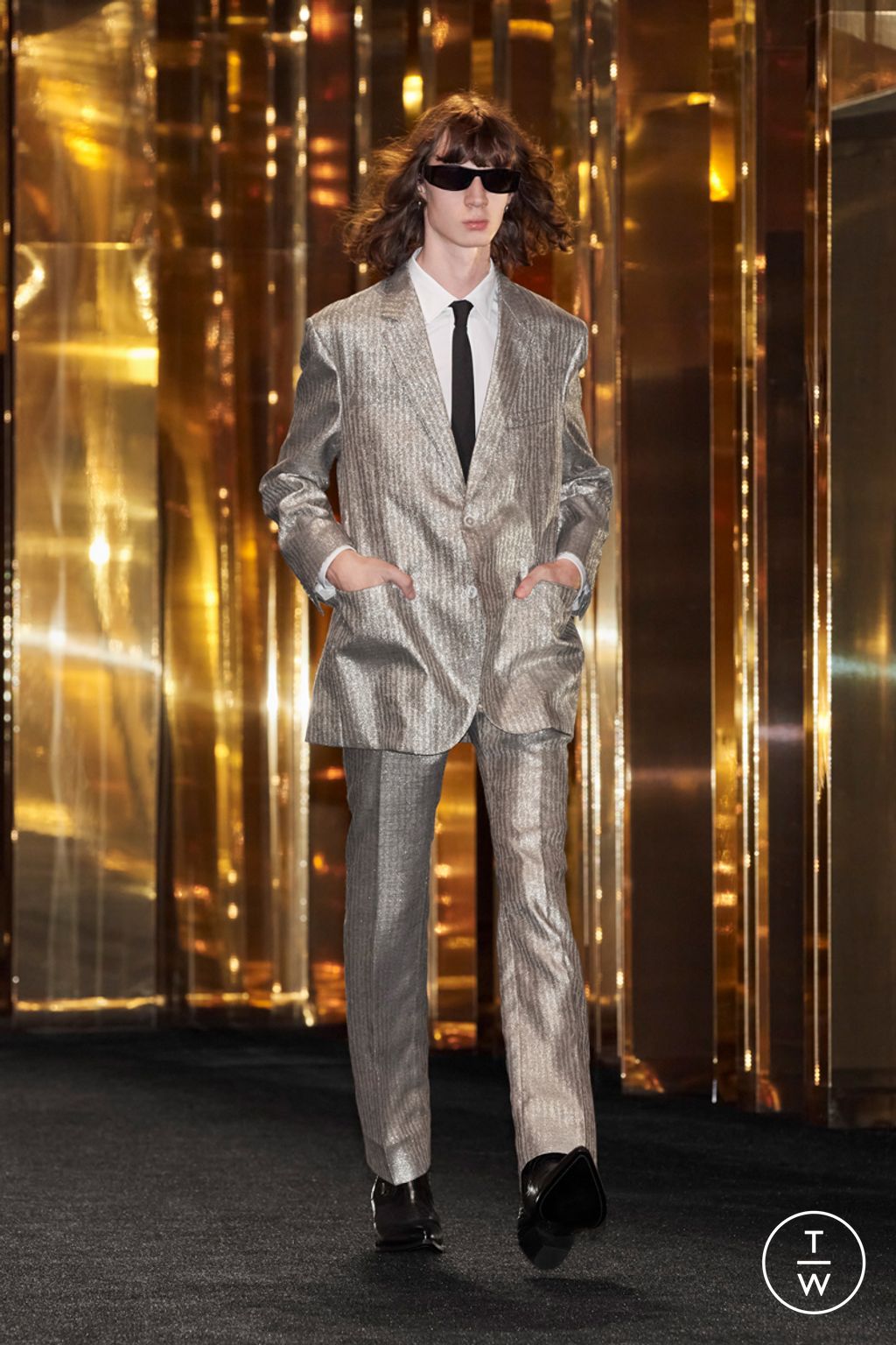 Fashion Week Paris Spring/Summer 2024 look 22 from the Celine collection 男装