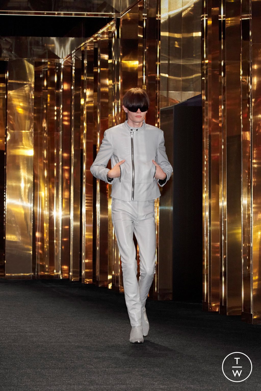 Fashion Week Paris Spring/Summer 2024 look 29 from the Celine collection menswear