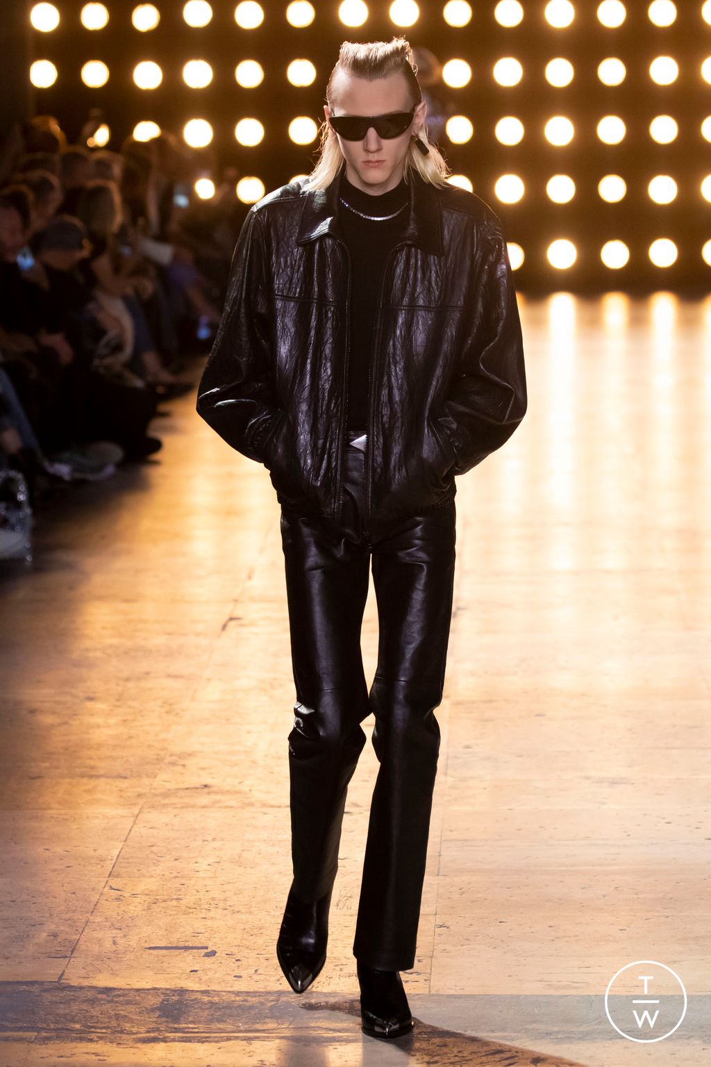 Fashion Week Paris Spring/Summer 2023 look 3 from the Celine collection 男装