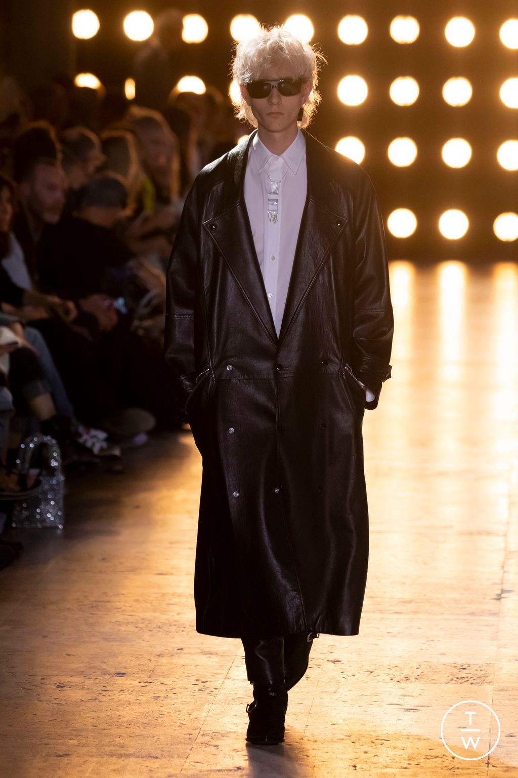 Fashion Week Paris Spring/Summer 2023 look 12 from the Celine collection menswear