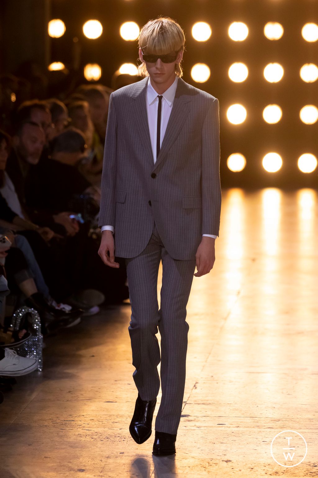 Fashion Week Paris Spring/Summer 2023 look 13 from the Celine collection 男装