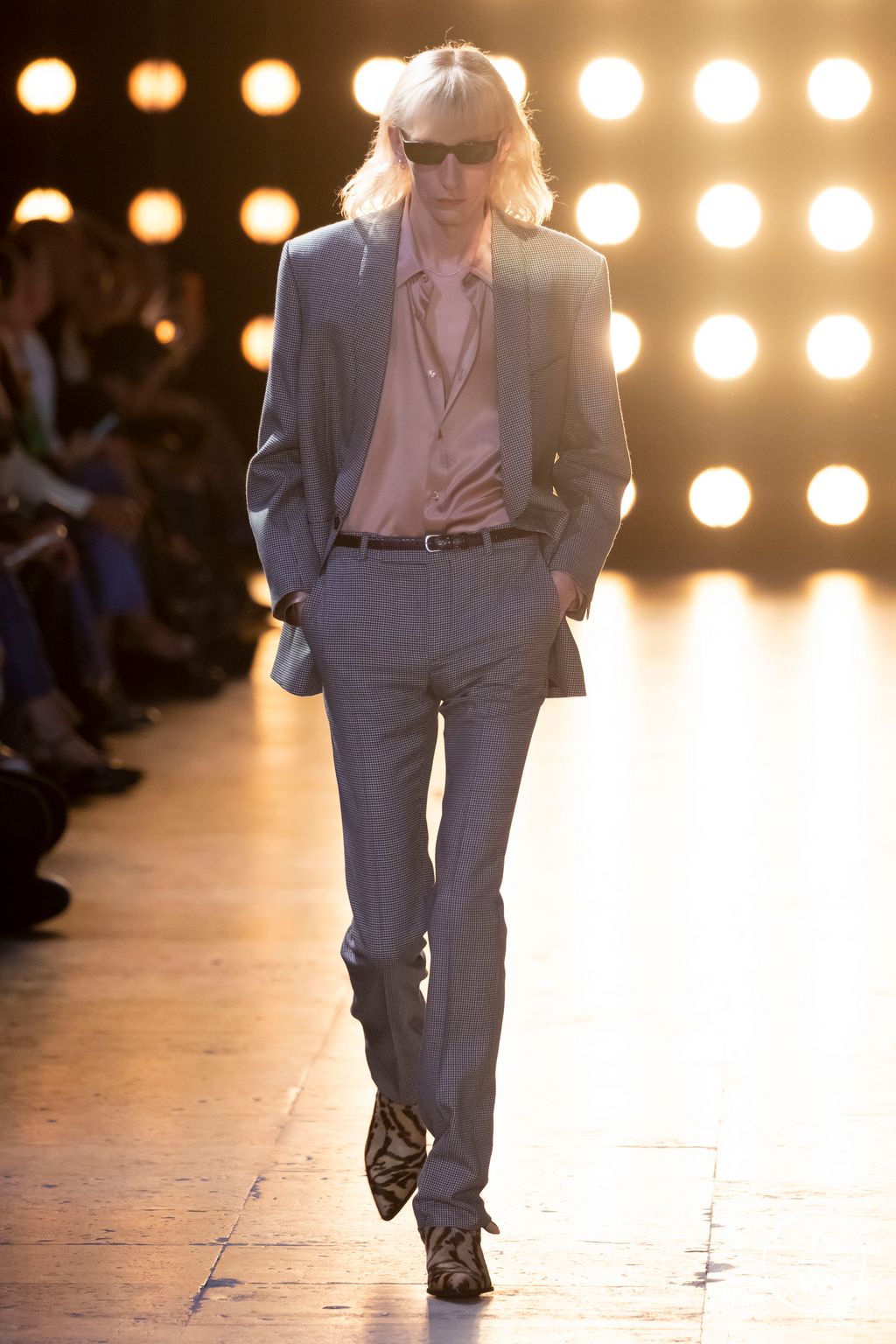 Fashion Week Paris Spring/Summer 2023 look 23 from the Celine collection 男装