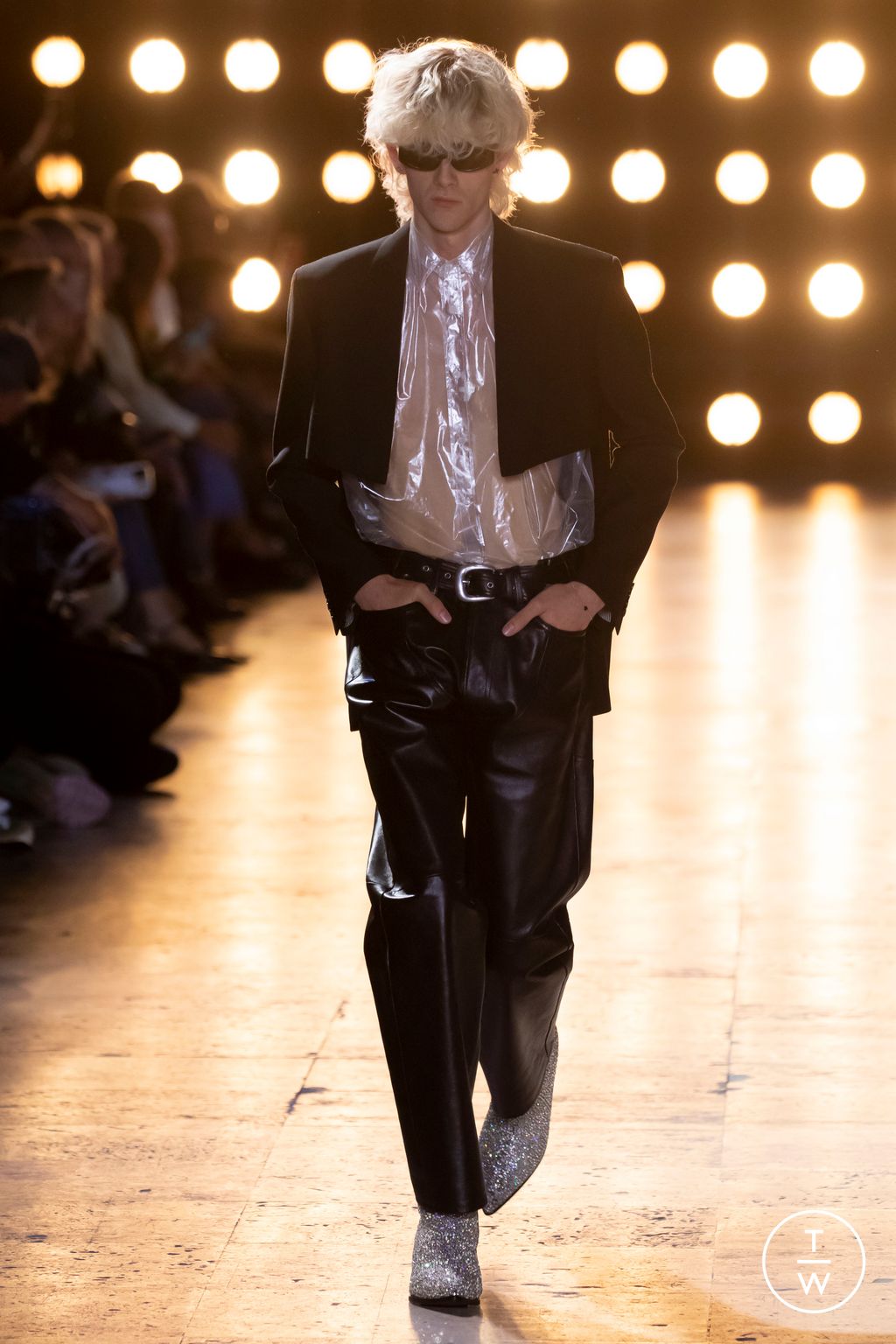 Fashion Week Paris Spring/Summer 2023 look 35 from the Celine collection 男装
