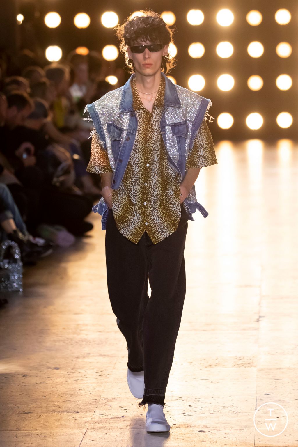 Fashion Week Paris Spring/Summer 2023 look 48 from the Celine collection menswear