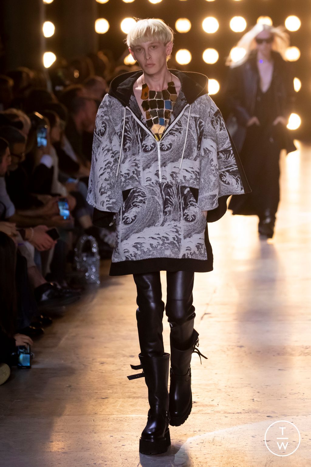 Fashion Week Paris Spring/Summer 2023 look 56 de la collection Celine menswear