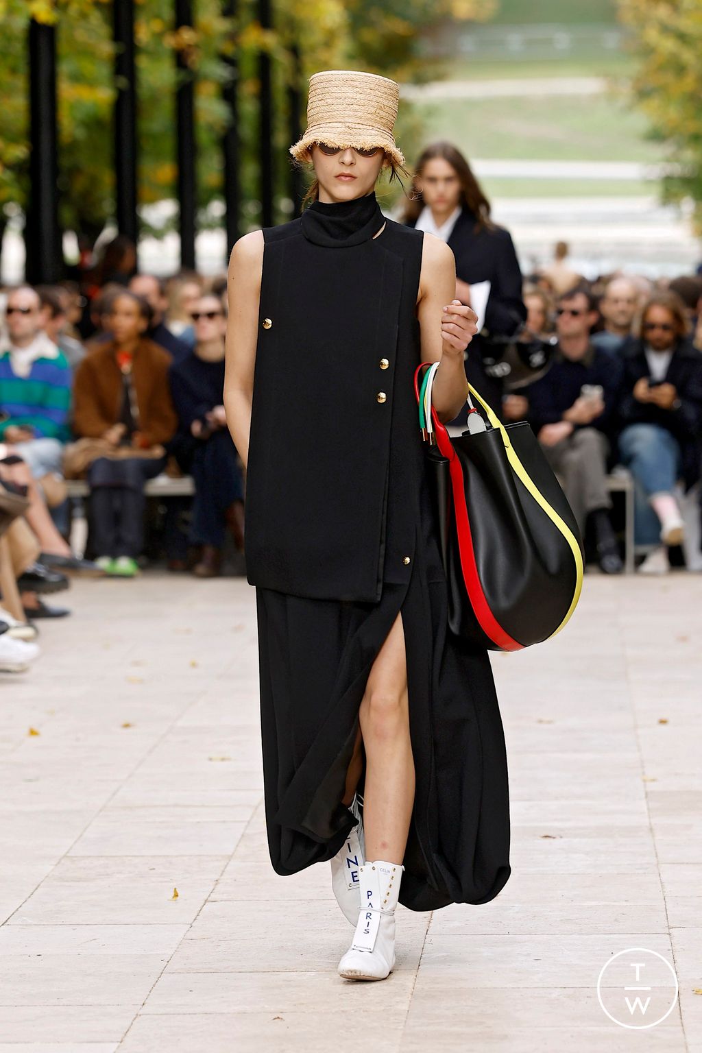 Fashion Week Paris Spring/Summer 2026 look 6 from the Celine collection womenswear