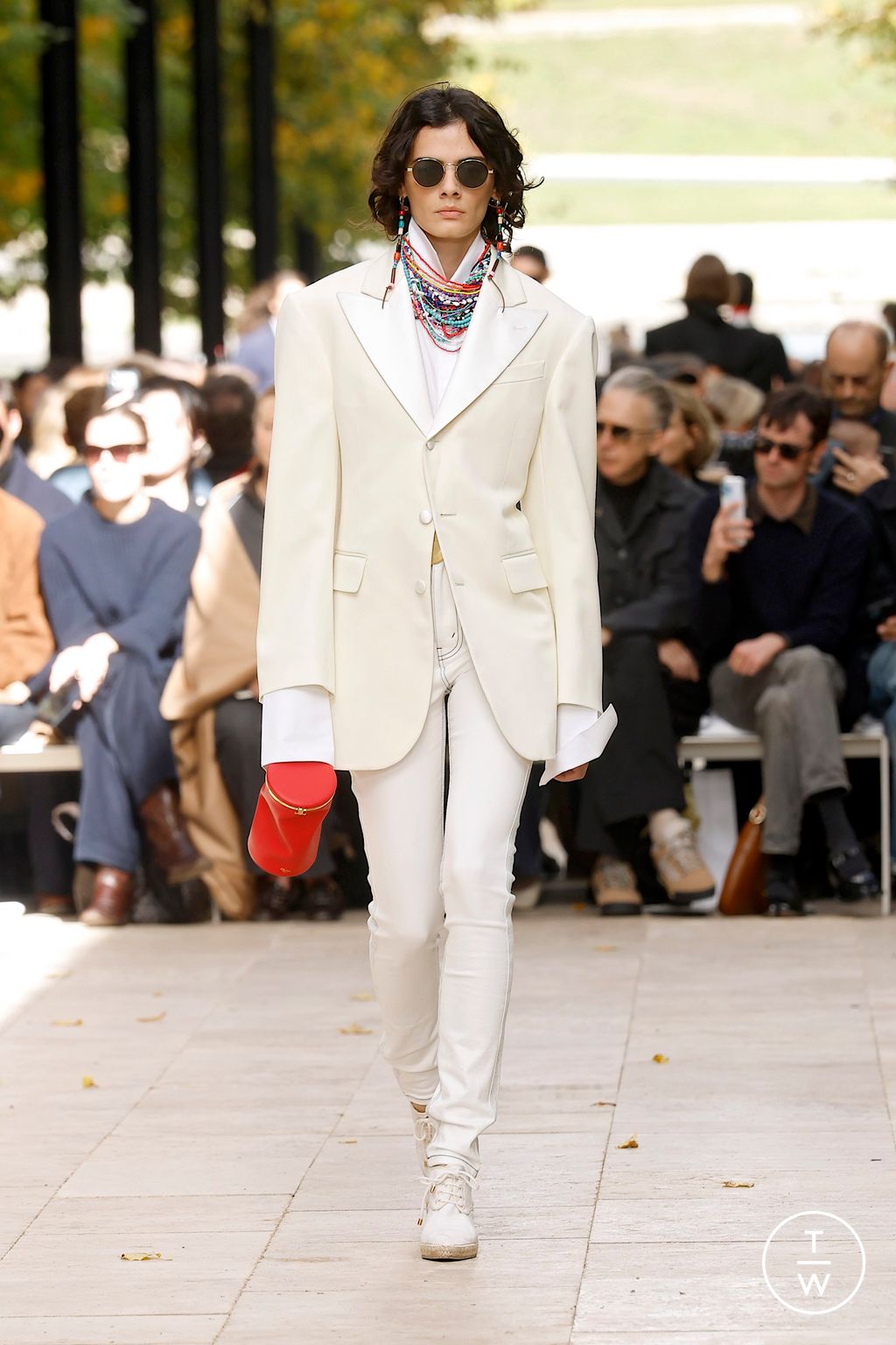 Fashion Week Paris Spring/Summer 2026 look 15 from the Celine collection womenswear