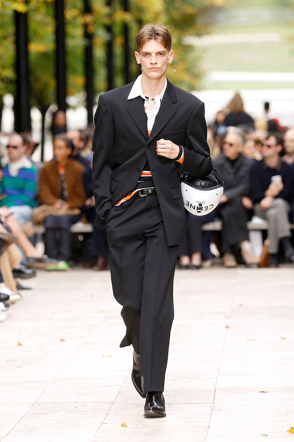 Fashion Week Paris Spring/Summer 2026 look 30 from the Celine collection womenswear