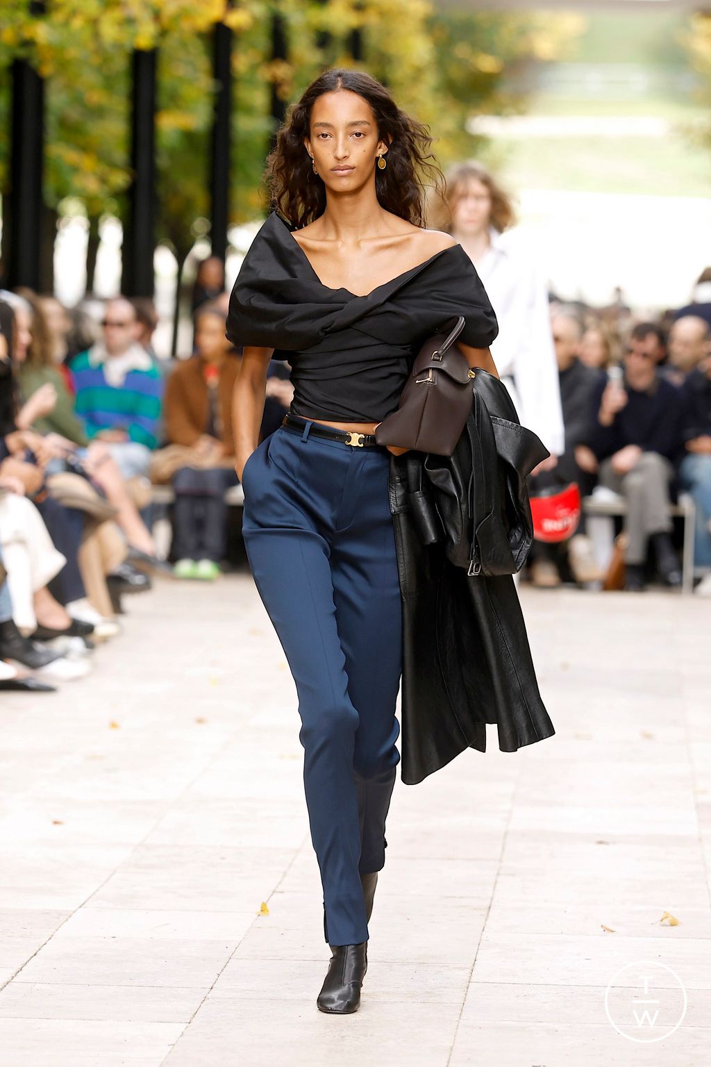 Fashion Week Paris Spring/Summer 2026 look 35 from the Celine collection womenswear