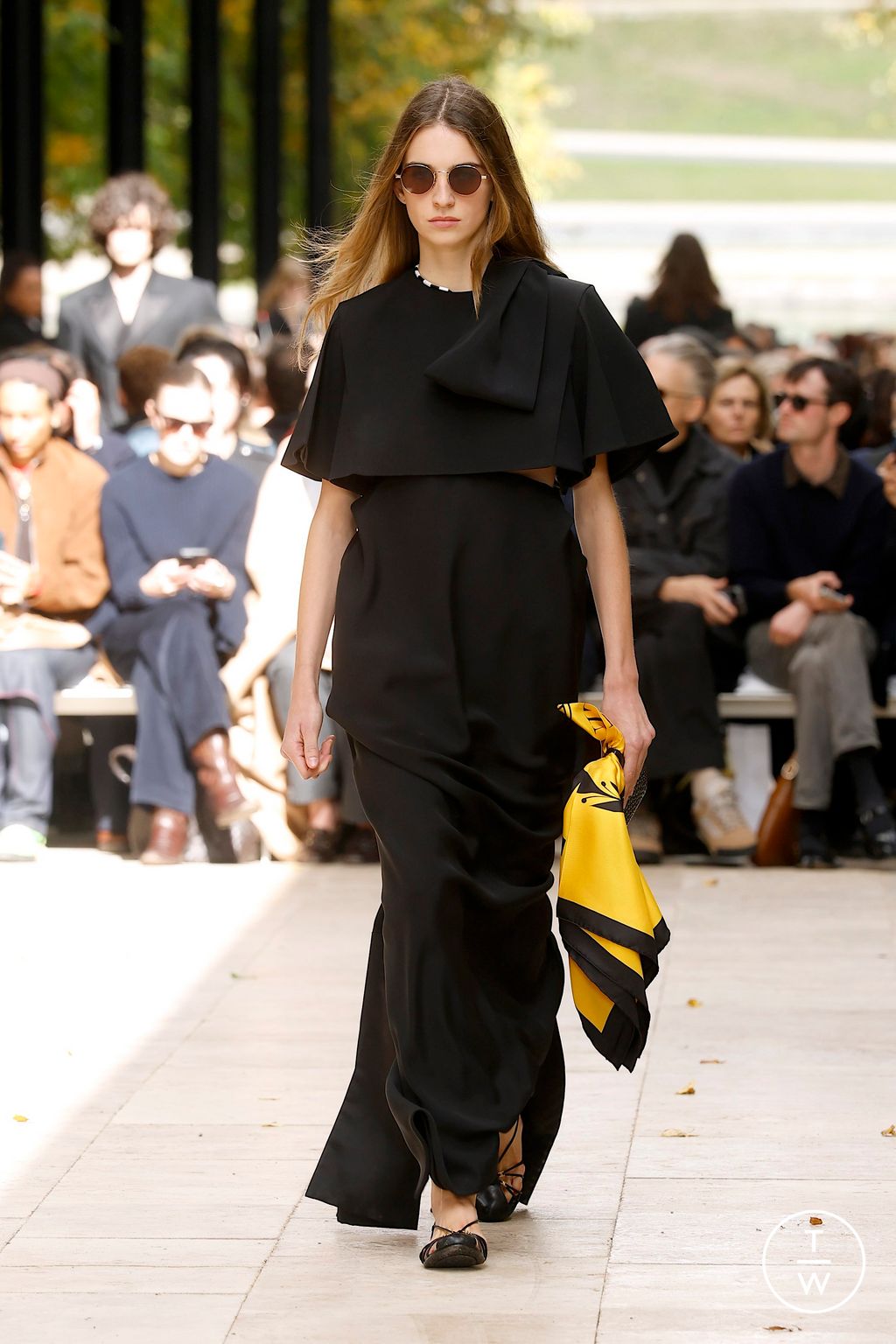 Fashion Week Paris Spring/Summer 2026 look 55 from the Celine collection womenswear