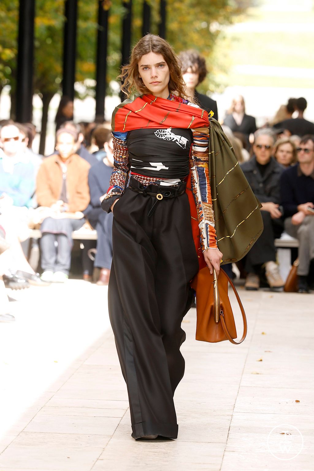 Fashion Week Paris Spring/Summer 2026 look 56 from the Celine collection womenswear