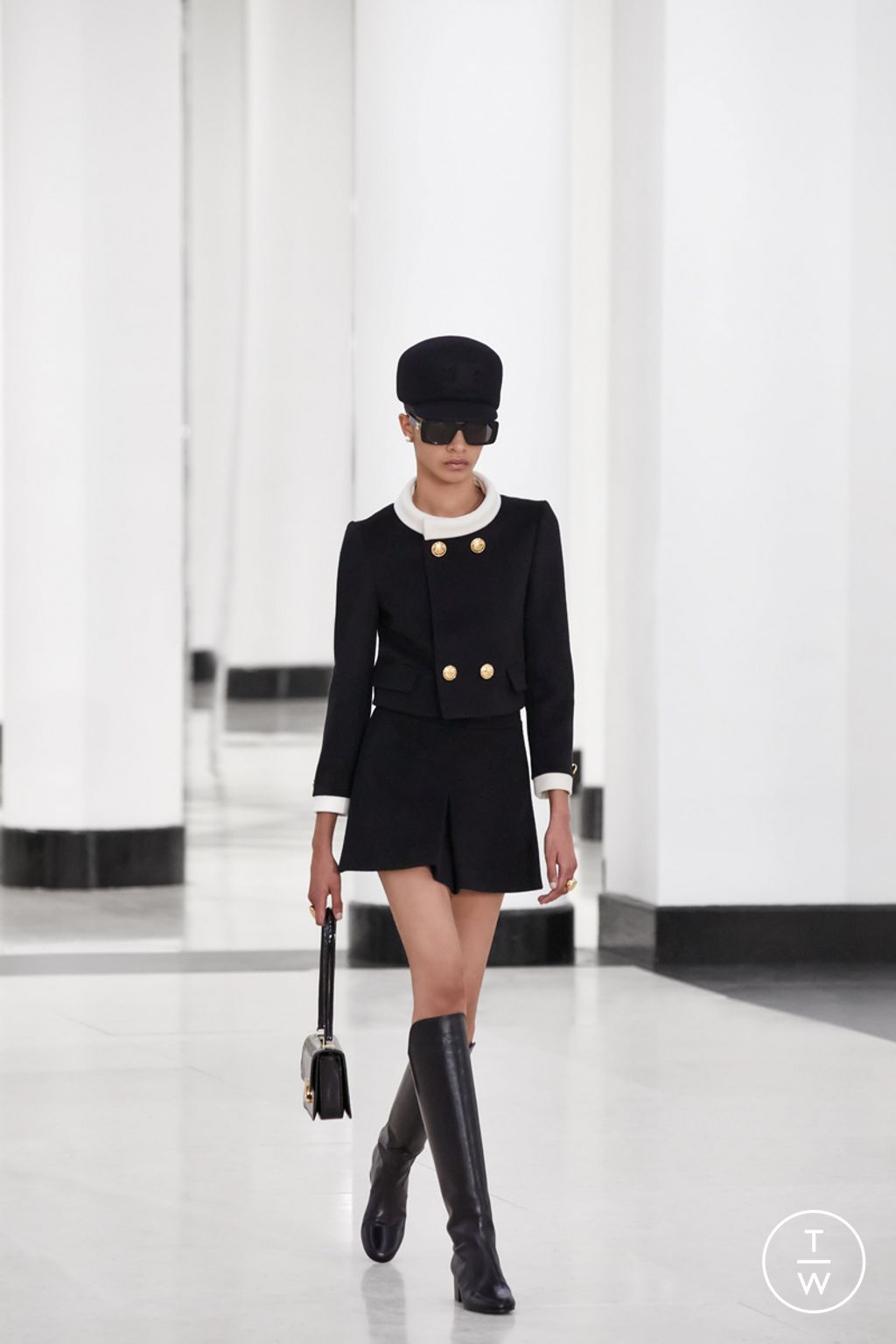 Fashion Week Paris Fall/Winter 2024 look 6 from the Celine collection womenswear