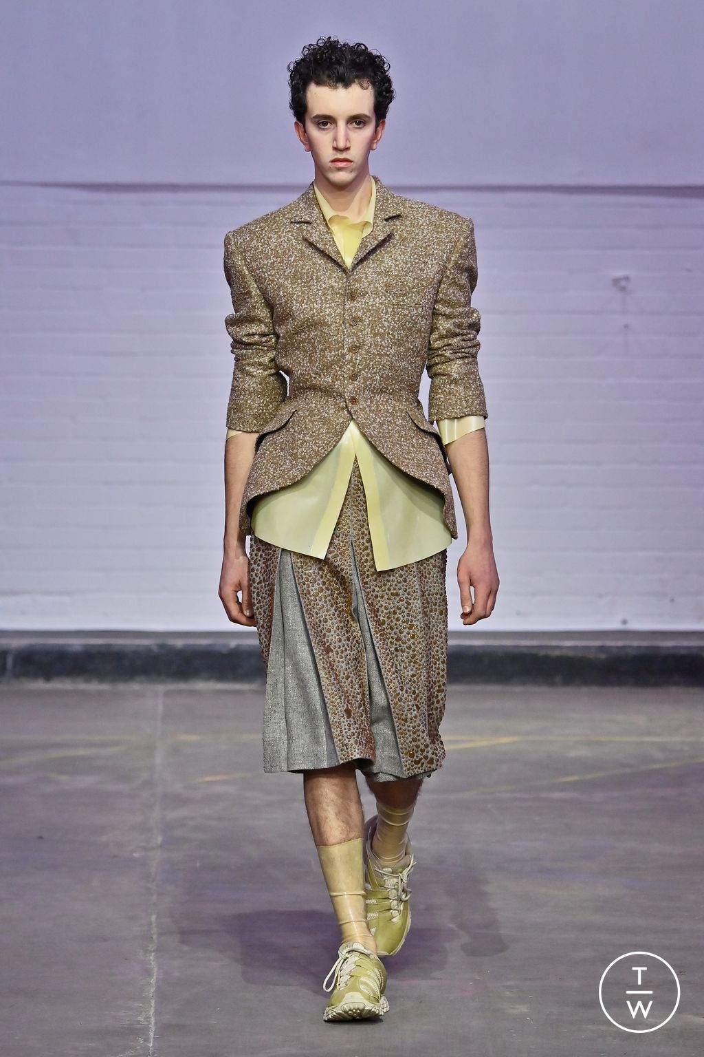 Fashion Week London Fall/Winter 2026 look 160 from the Central Saint Martins collection womenswear
