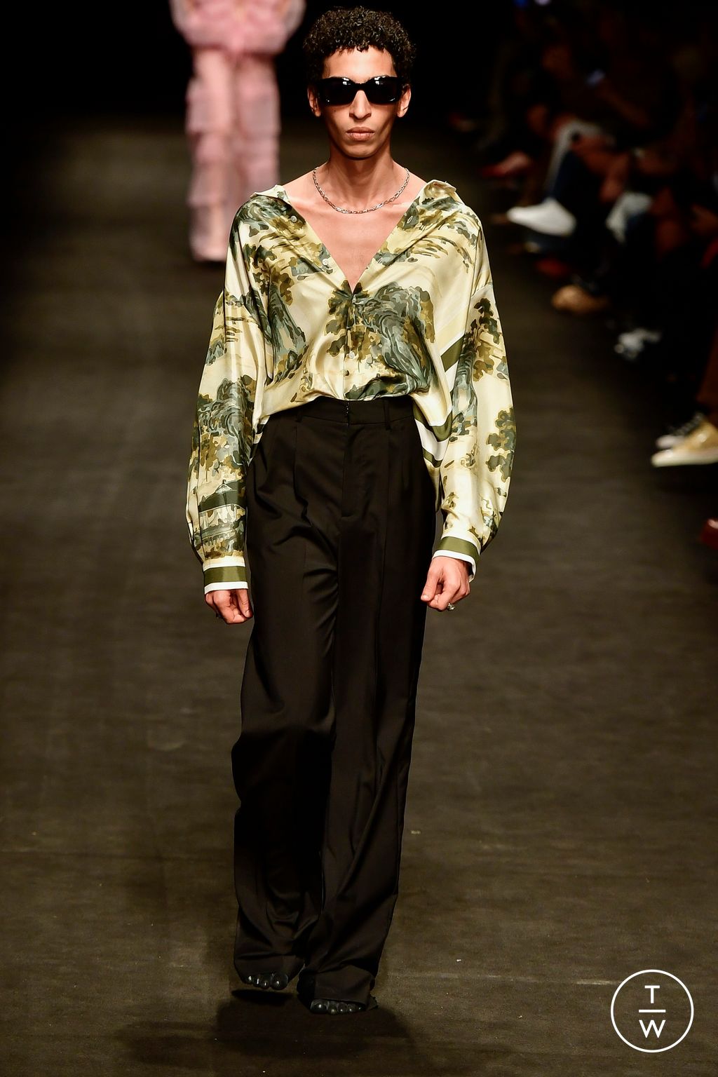 Fashion Week Milan Spring/Summer 2023 look 32 from the Act n°1 collection 女装