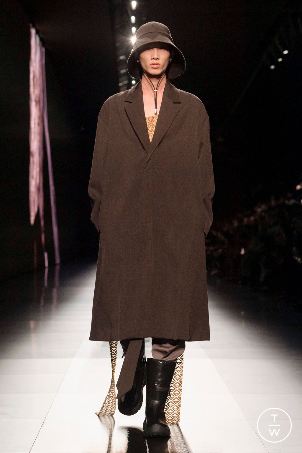 Fashion Week Paris Fall/Winter 2023 look 46 de la collection Dior Men menswear