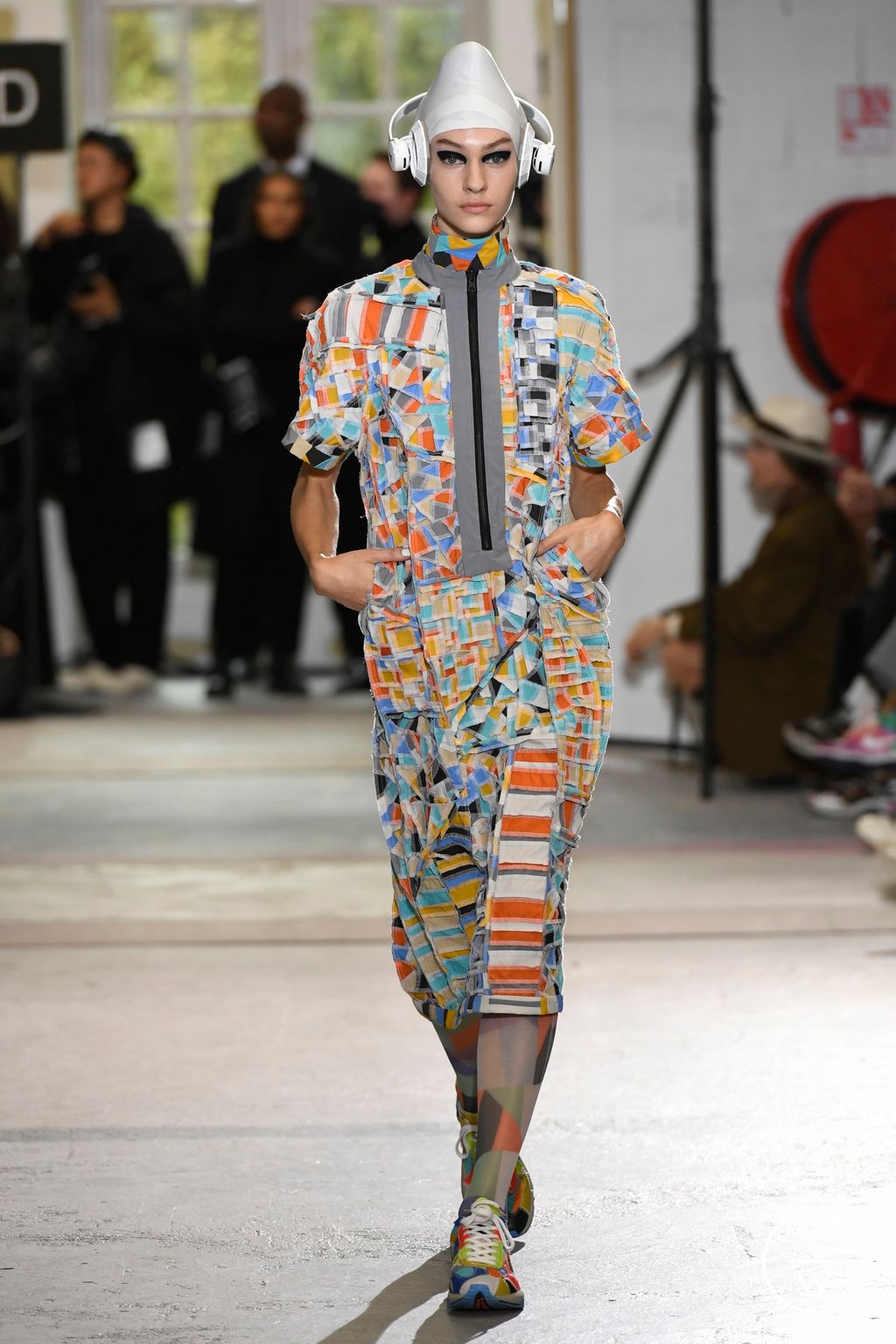 Fashion Week Paris Spring/Summer 2023 look 22 from the Anrealage collection 女装