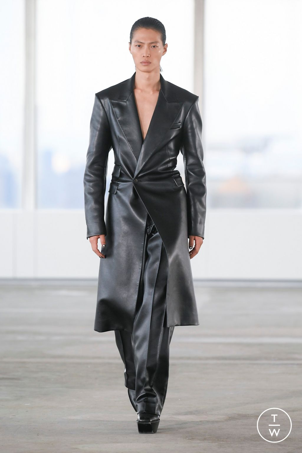 Fashion Week New York Spring/Summer 2023 look 57 from the Peter Do collection womenswear