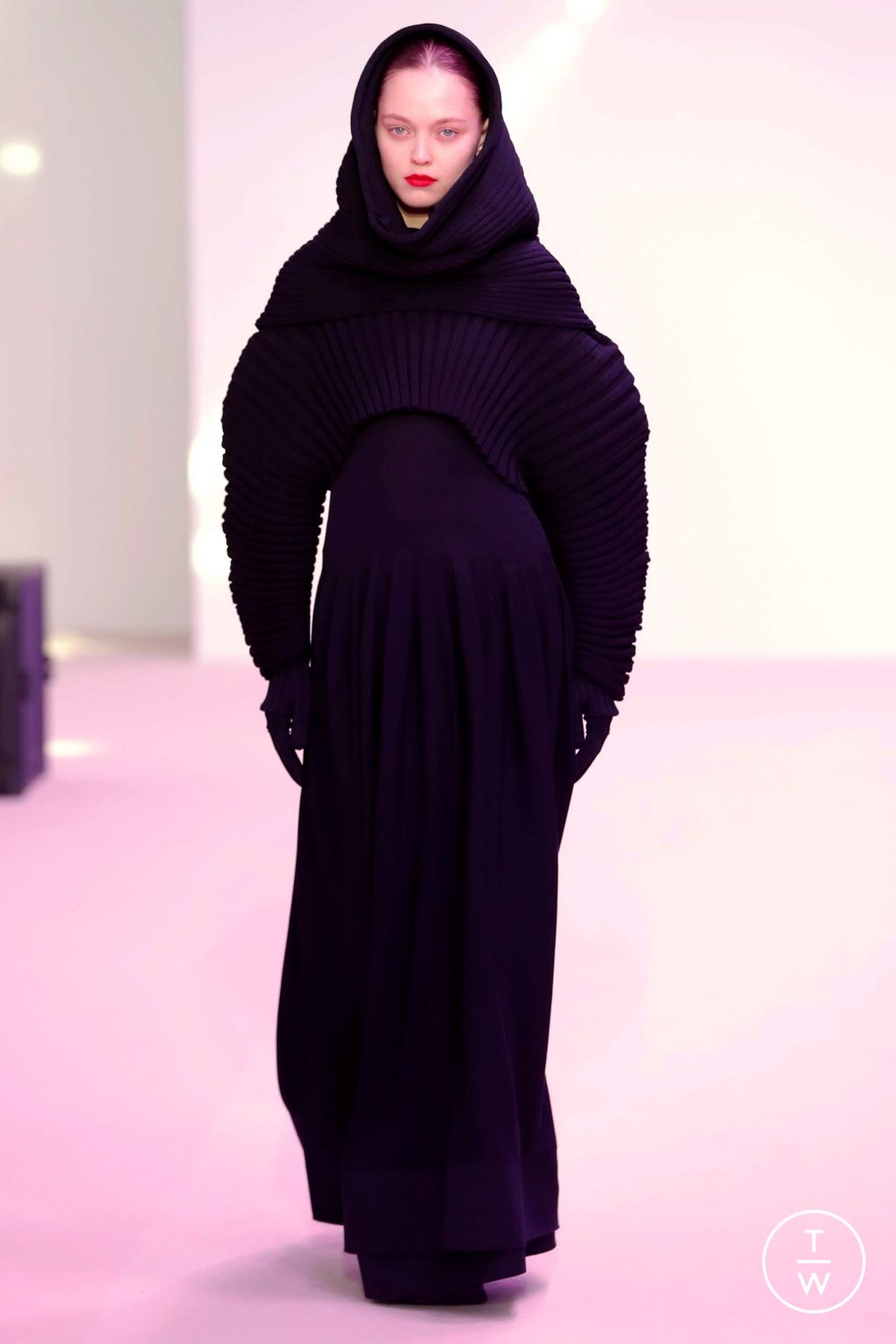 Fashion Week Paris Fall/Winter 2023 look 8 from the CFCL collection womenswear