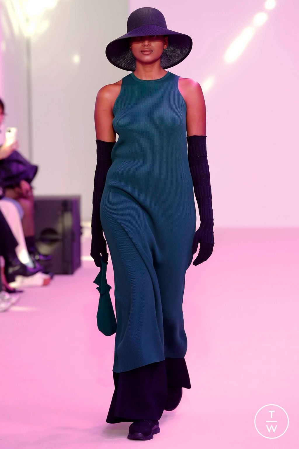 Fashion Week Paris Fall/Winter 2023 look 14 from the CFCL collection womenswear