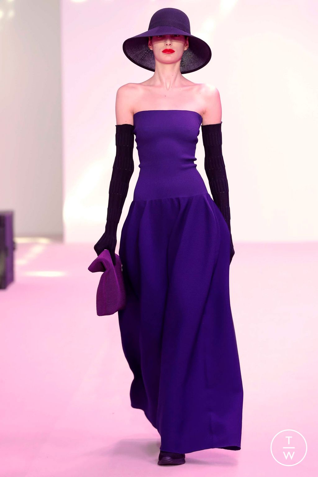 Fashion Week Paris Fall/Winter 2023 look 24 de la collection CFCL womenswear