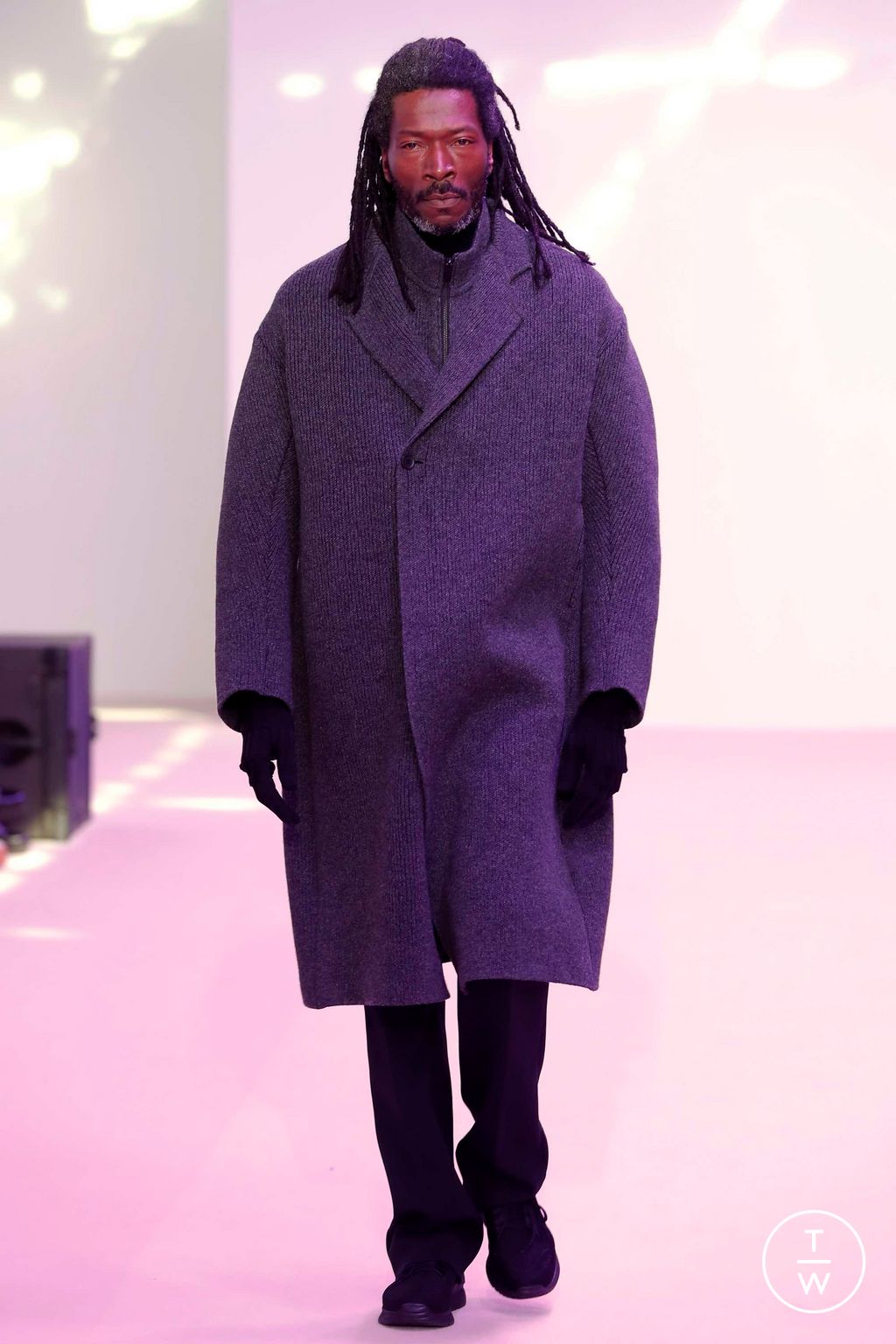 Fashion Week Paris Fall/Winter 2023 look 31 from the CFCL collection 女装