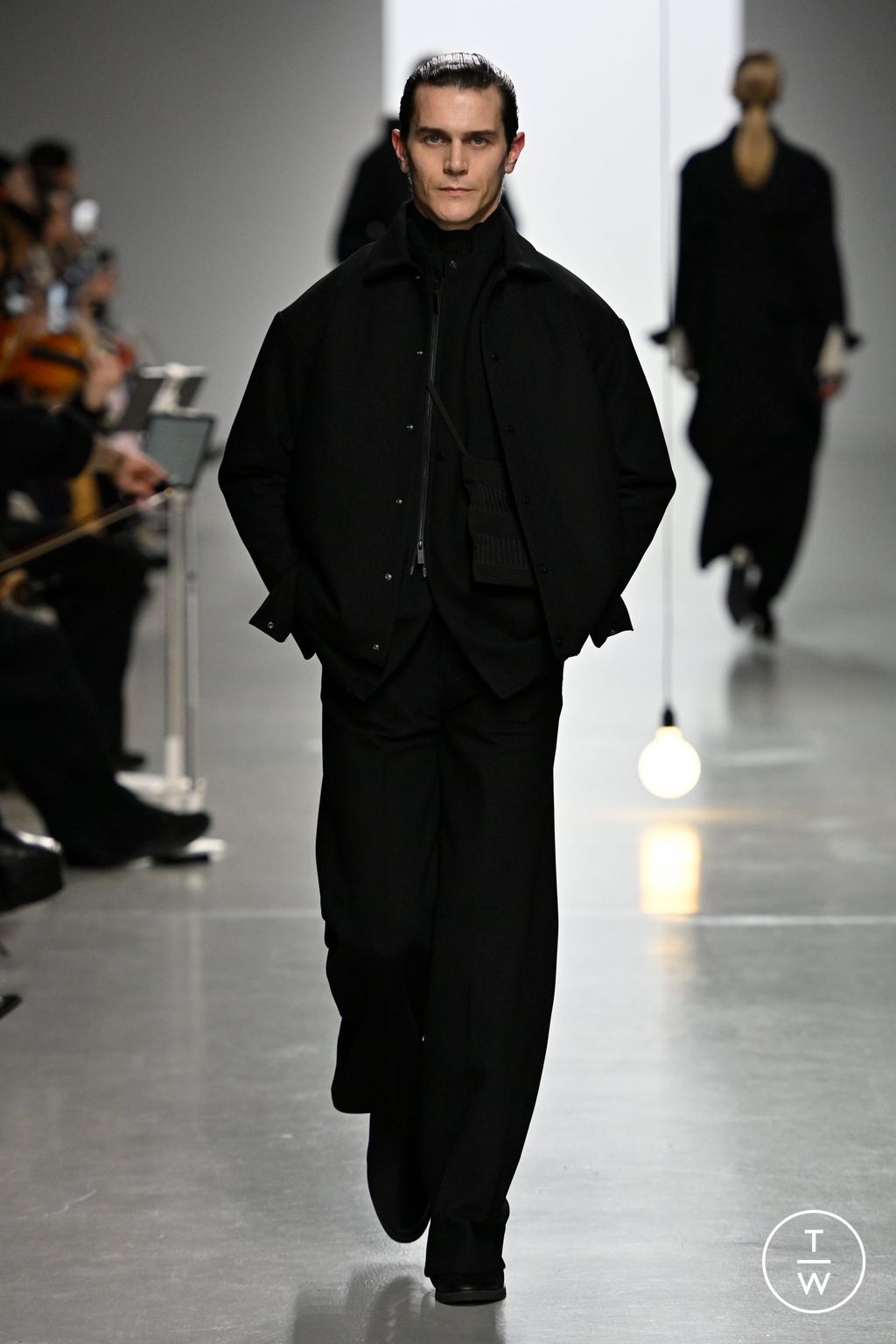 Fashion Week Paris Fall/Winter 2024 look 8 from the CFCL collection womenswear