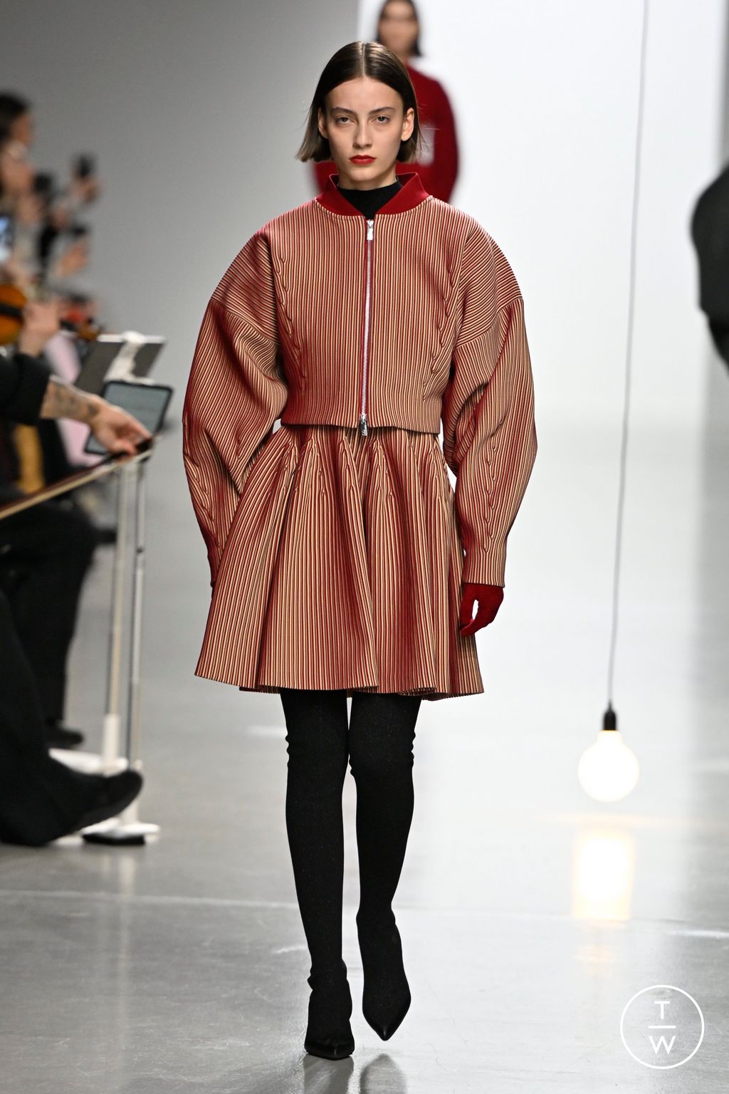 Fashion Week Paris Fall/Winter 2024 look 16 de la collection CFCL womenswear