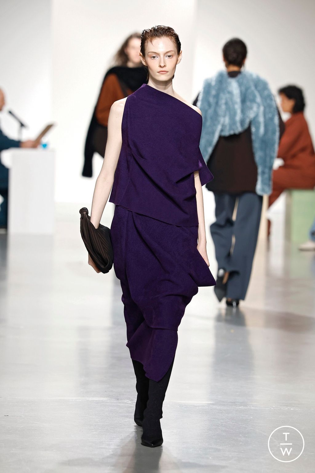 Fashion Week Paris Fall/Winter 2026 look 10 from the CFCL collection womenswear